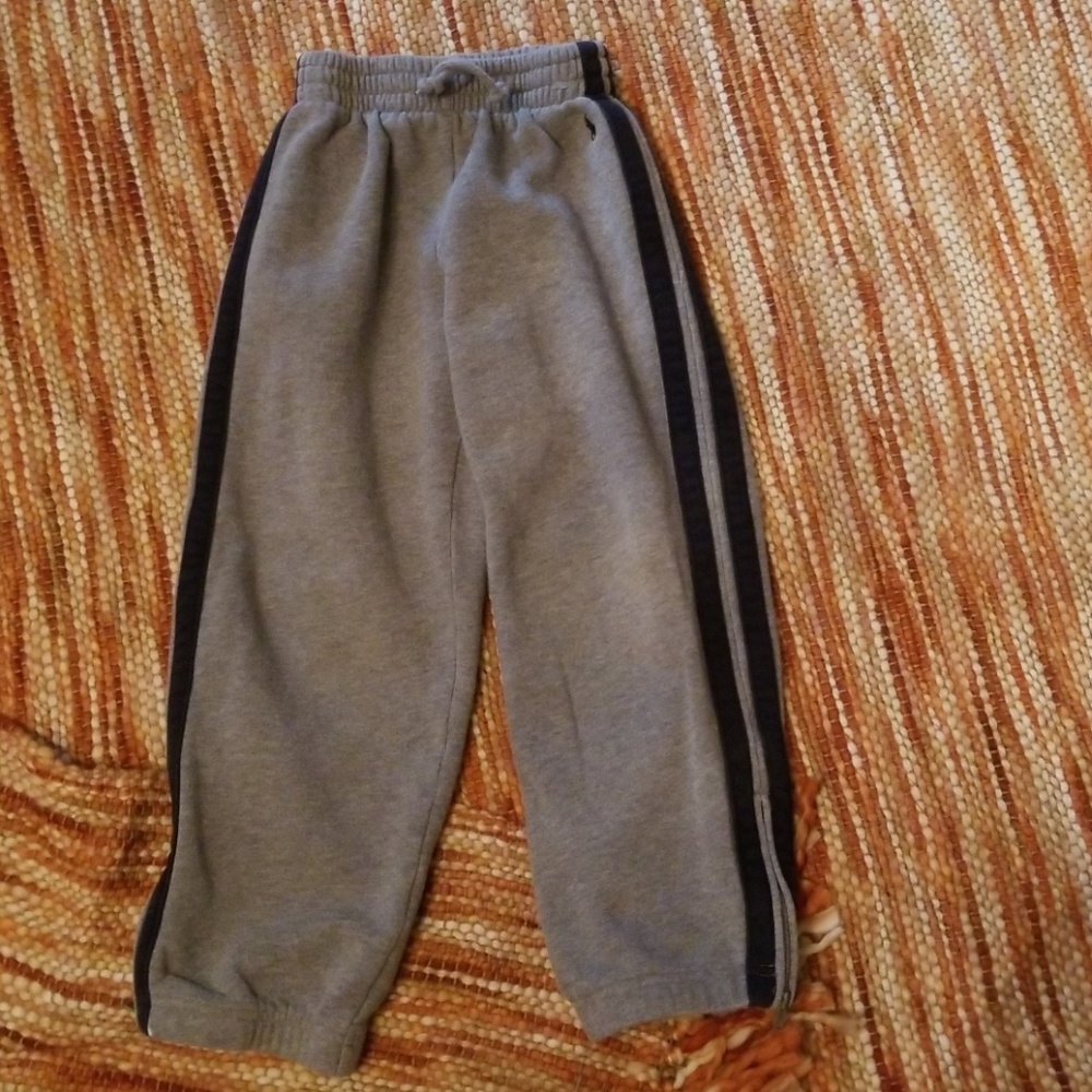 Boys 5 polo Ralph Lauren joggers sweat pants track